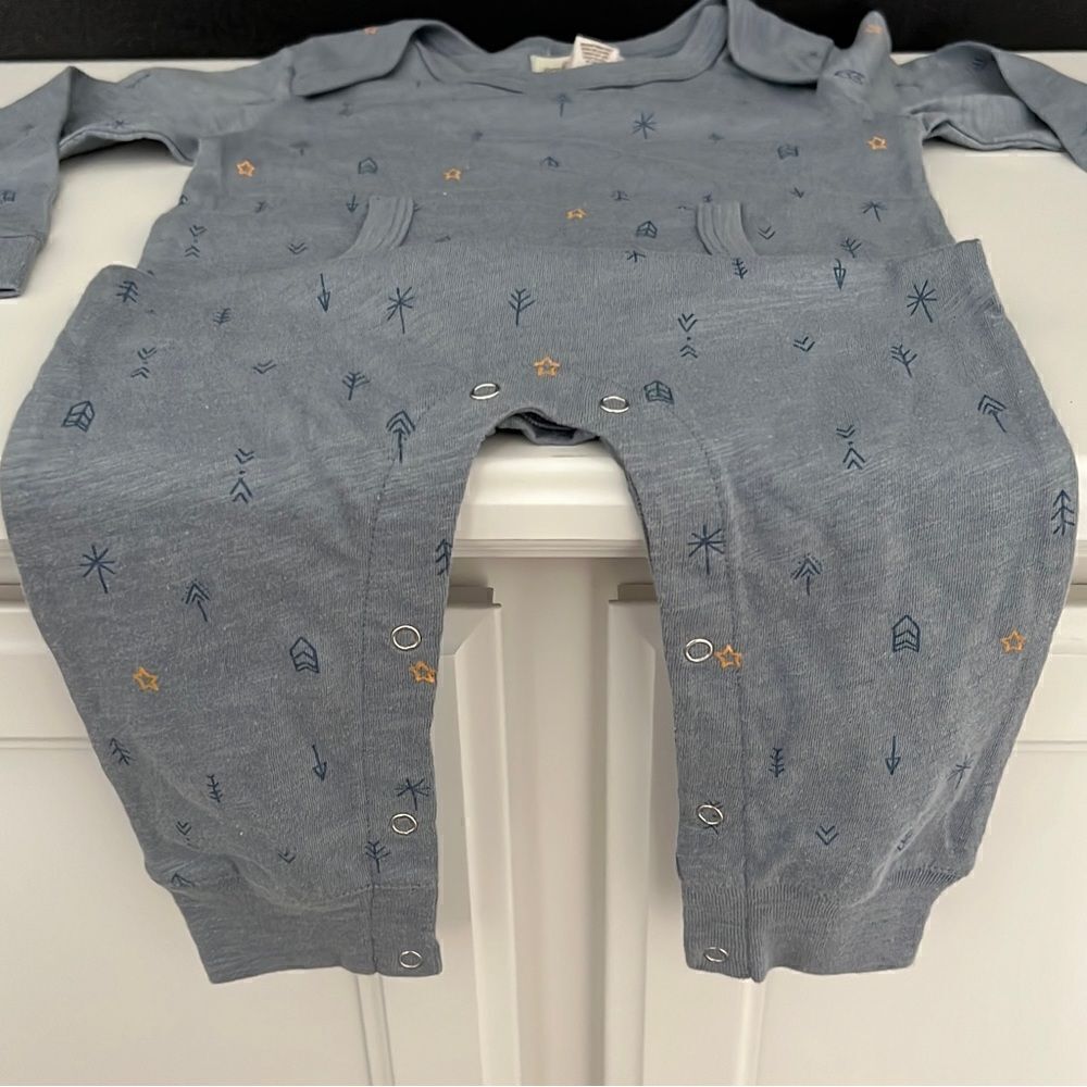 Peek Romper - Picture 2 of 4